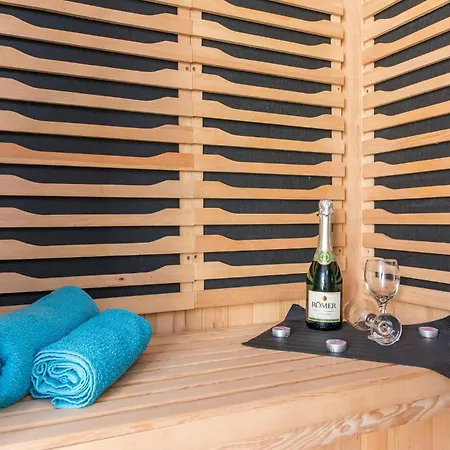Lovely In With Sauna