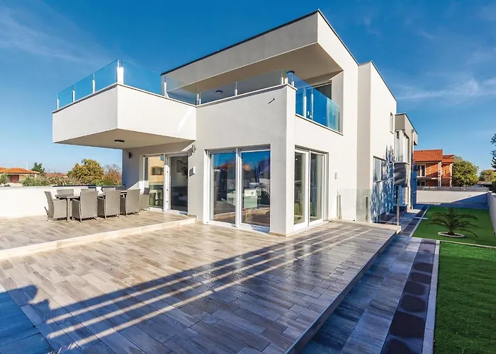 Amazing In With Kitchen 펜션