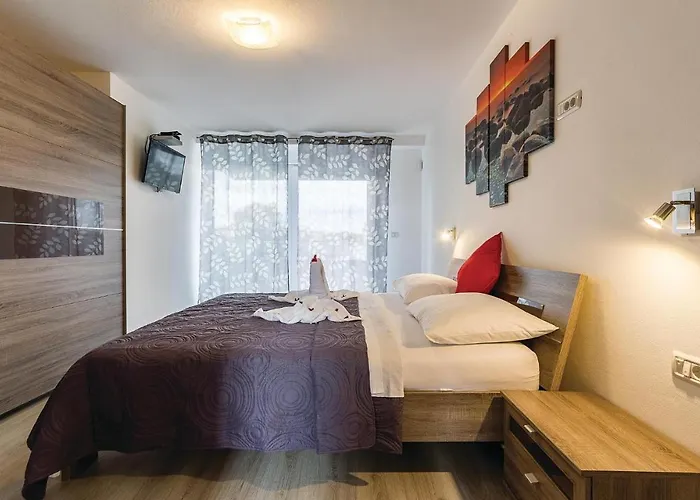 Amazing In With Kitchen 풀라