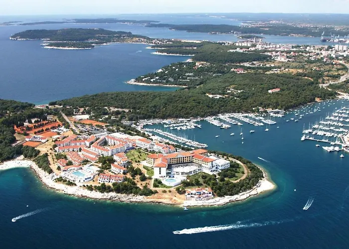 Amazing In With Kitchen 펜션 *