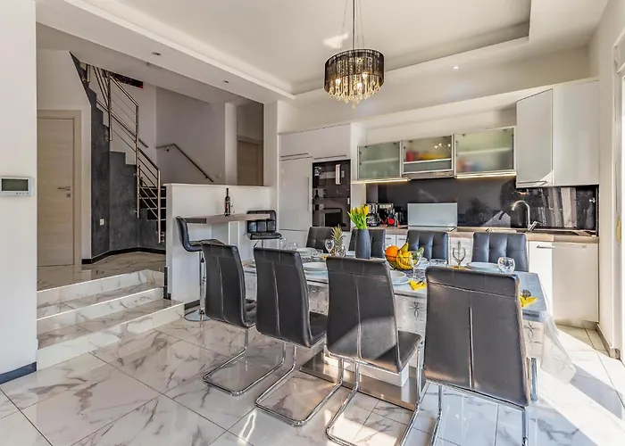 Amazing In With Kitchen