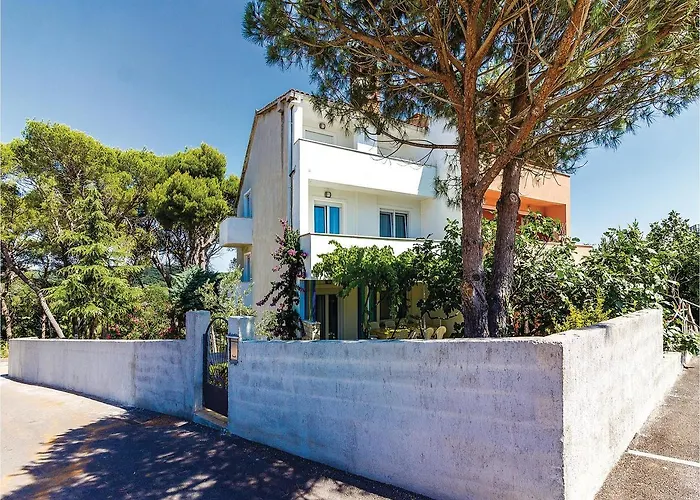 Amazing In With Kitchen * 풀라