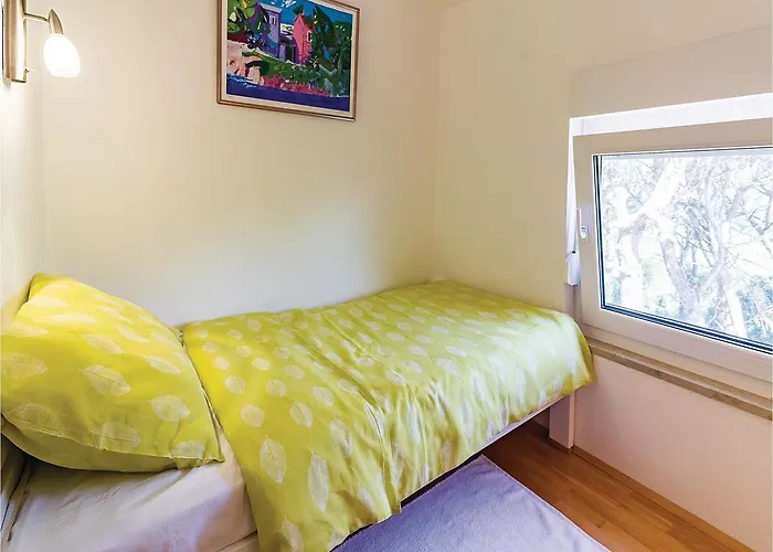 Amazing In With Kitchen 풀라