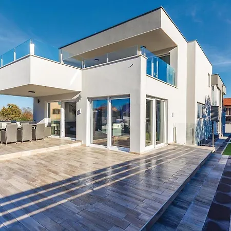 Luxurious Home In Pula Prázdninový dům