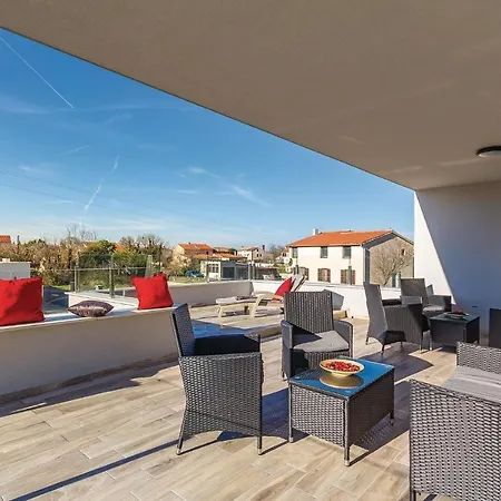 Luxurious Home In Pula Prázdninový dům *