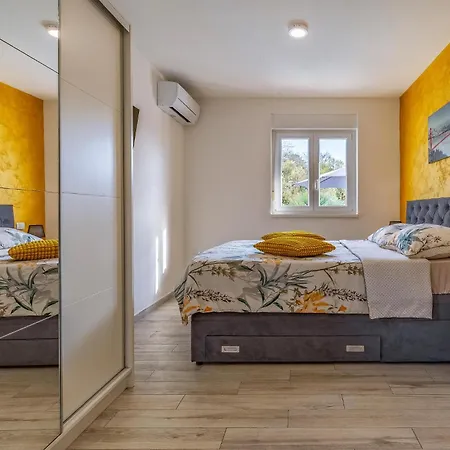 Amazing In With Kitchen Ferienhaus Pula