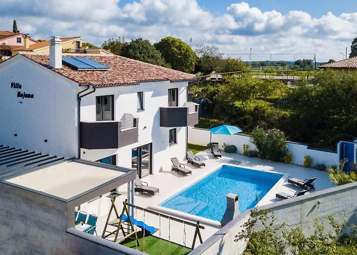 Amazing In With Kitchen *