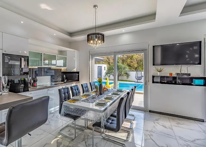 Amazing In With Kitchen Vakantiehuis *