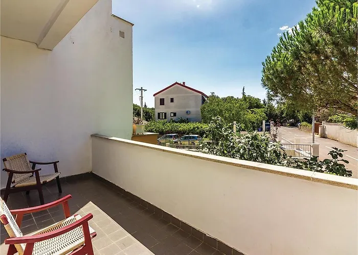 Amazing In With Kitchen Pula