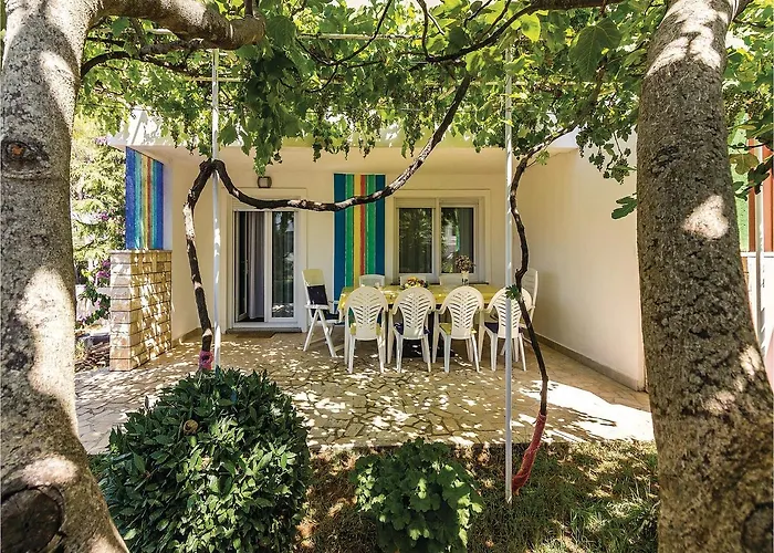 Amazing In With Kitchen Vakantiehuis Pula